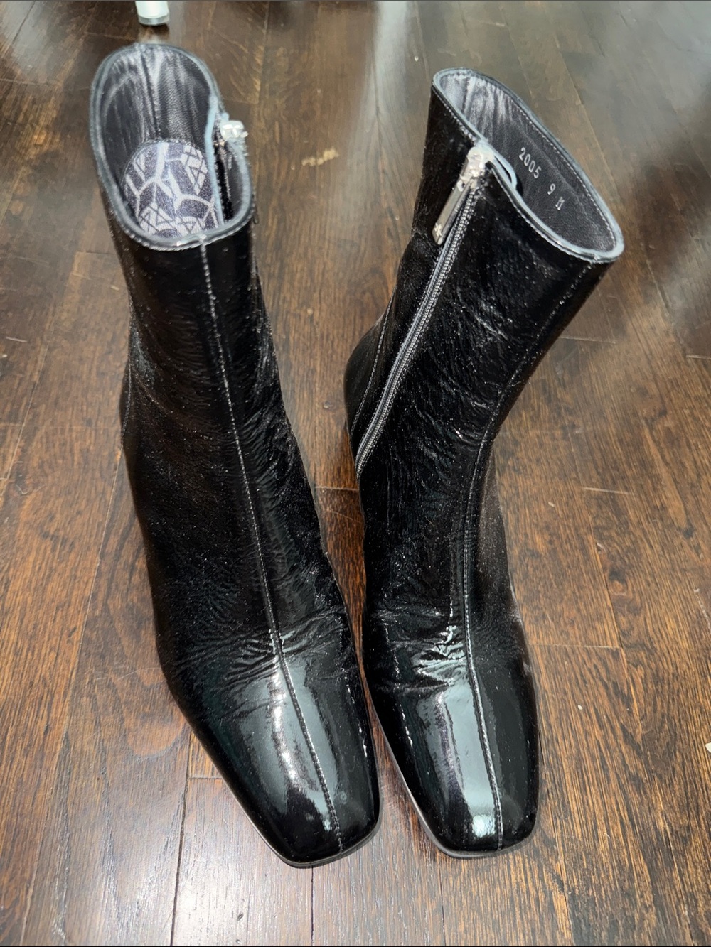 Black Patent Square-Toe Sock Boots Sz 9 - Picture 10 of 11